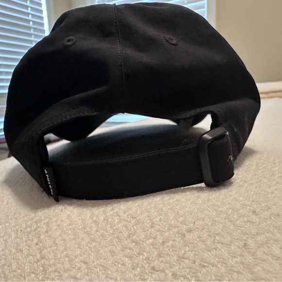 Athleta black running hat - Picture 4 of 4